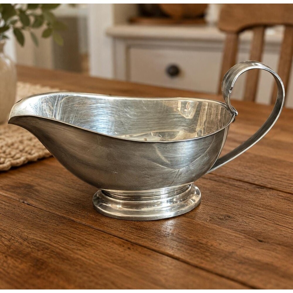Vintage Community Georgian Silverplate Gravy Boat.7” Silver Plated Sauce Boat